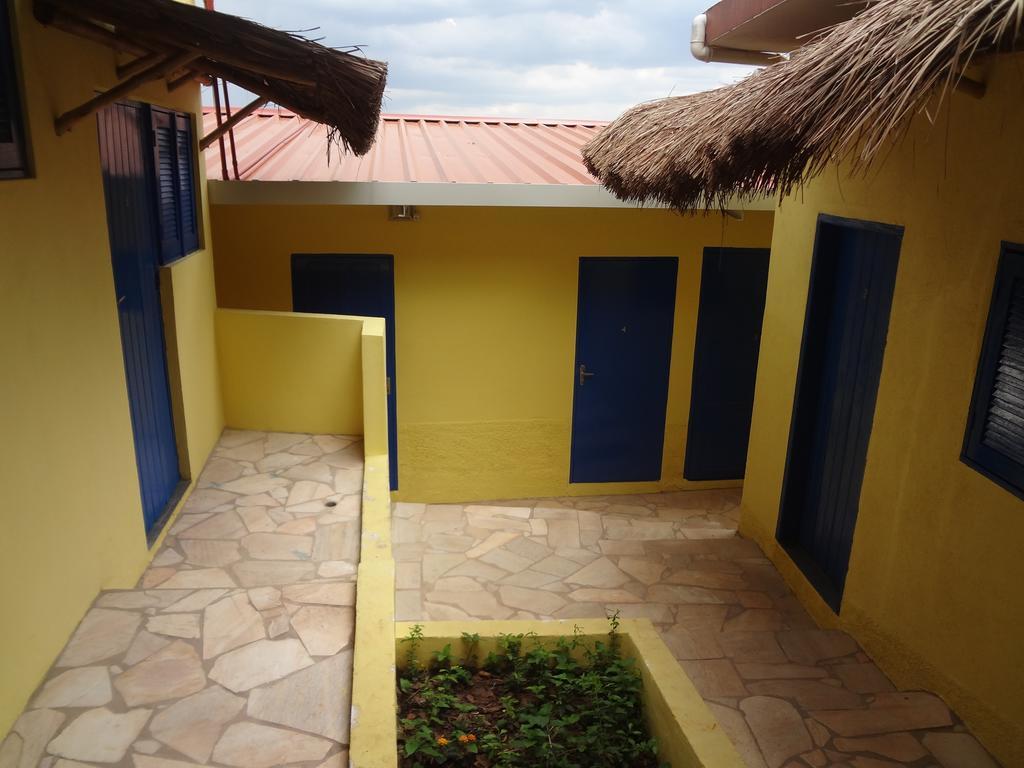 Pousada B & B Águas de Lindoia Exterior photo